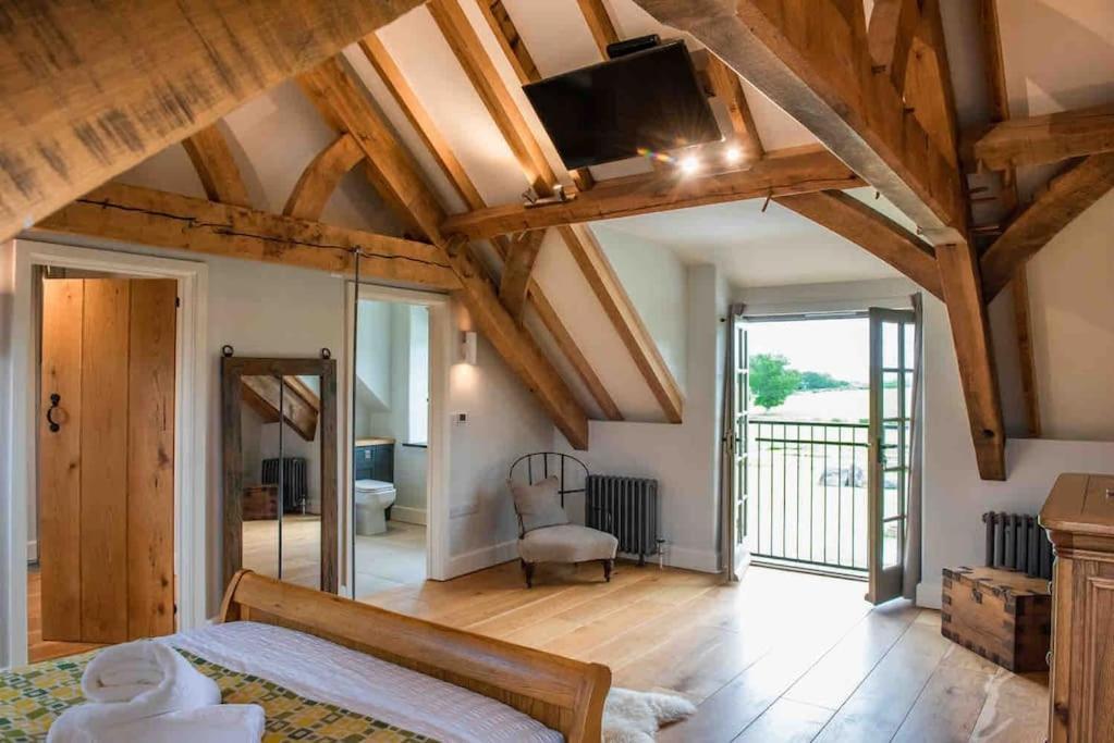 Вилла Coed Farm-Hot Tub-Sleeps 12-Near Брекон Экстерьер фото